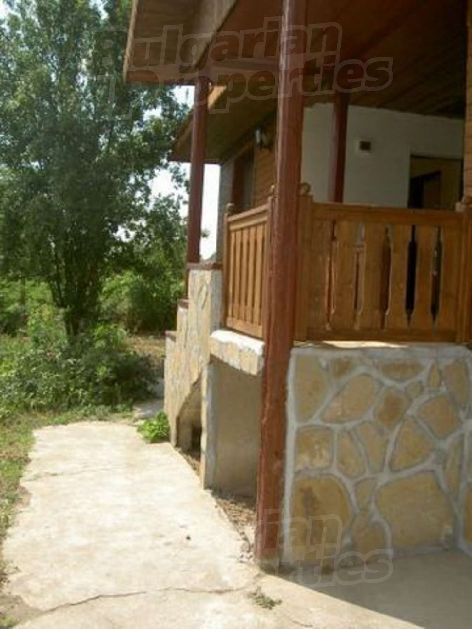 Gallery Picture 3