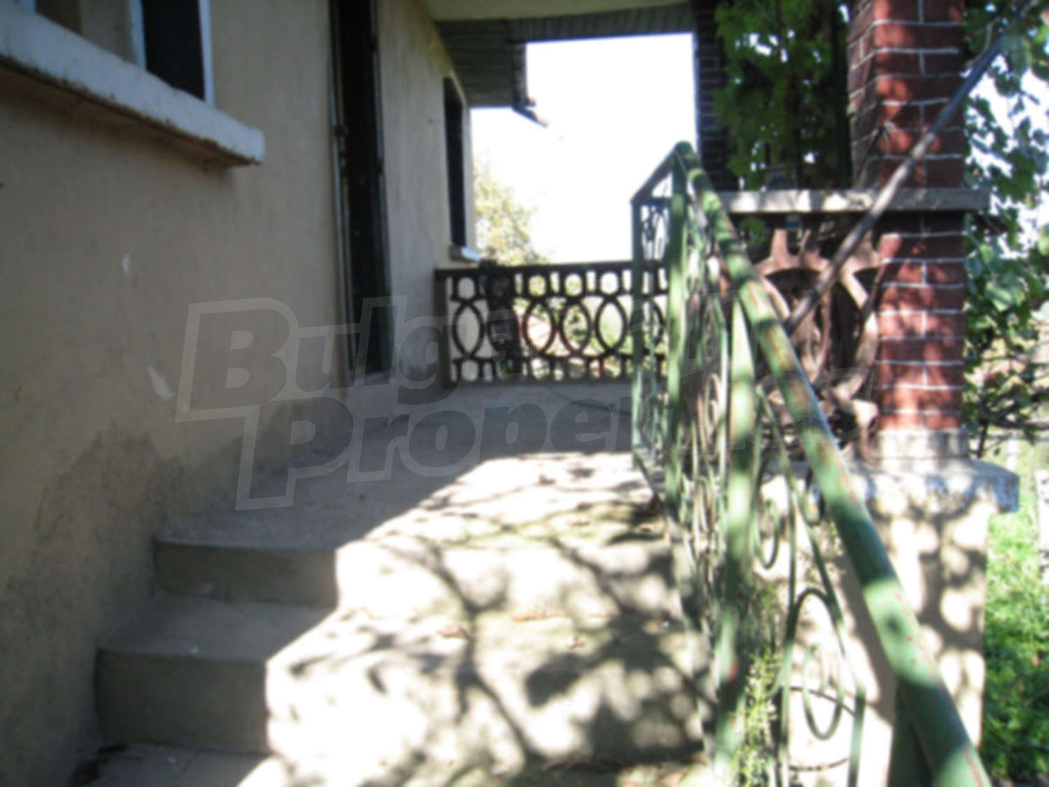 Gallery Picture 9