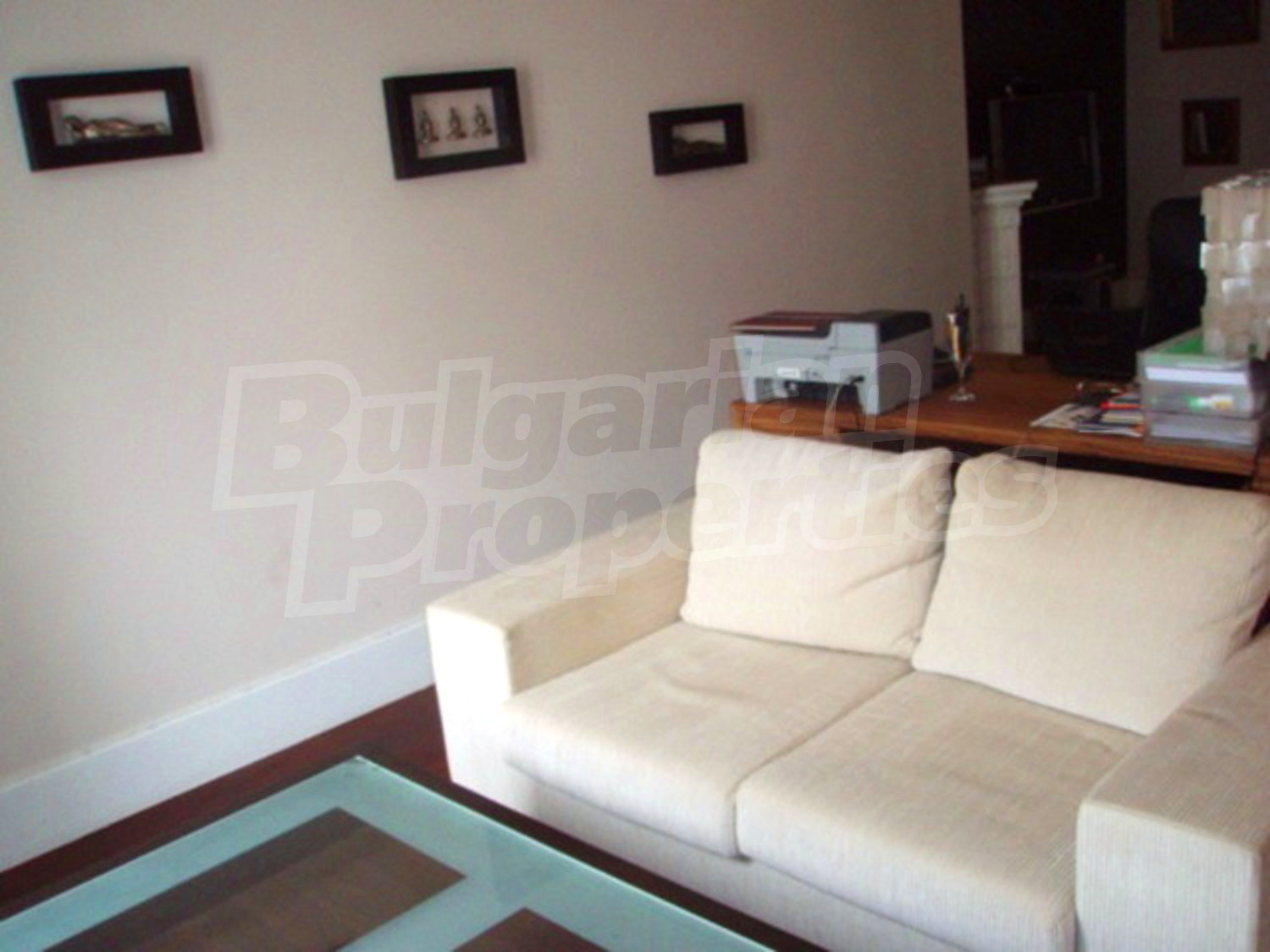 Gallery Picture 4