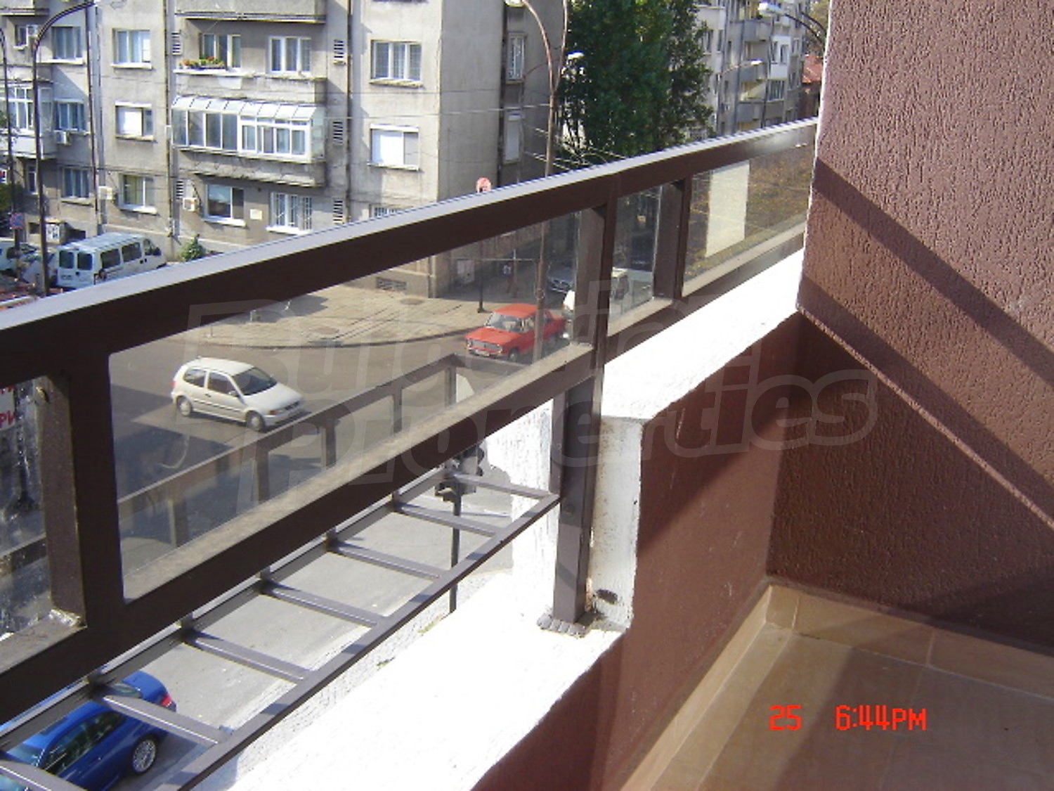 Gallery Picture 9