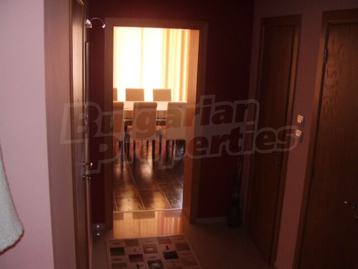 Gallery Picture 9