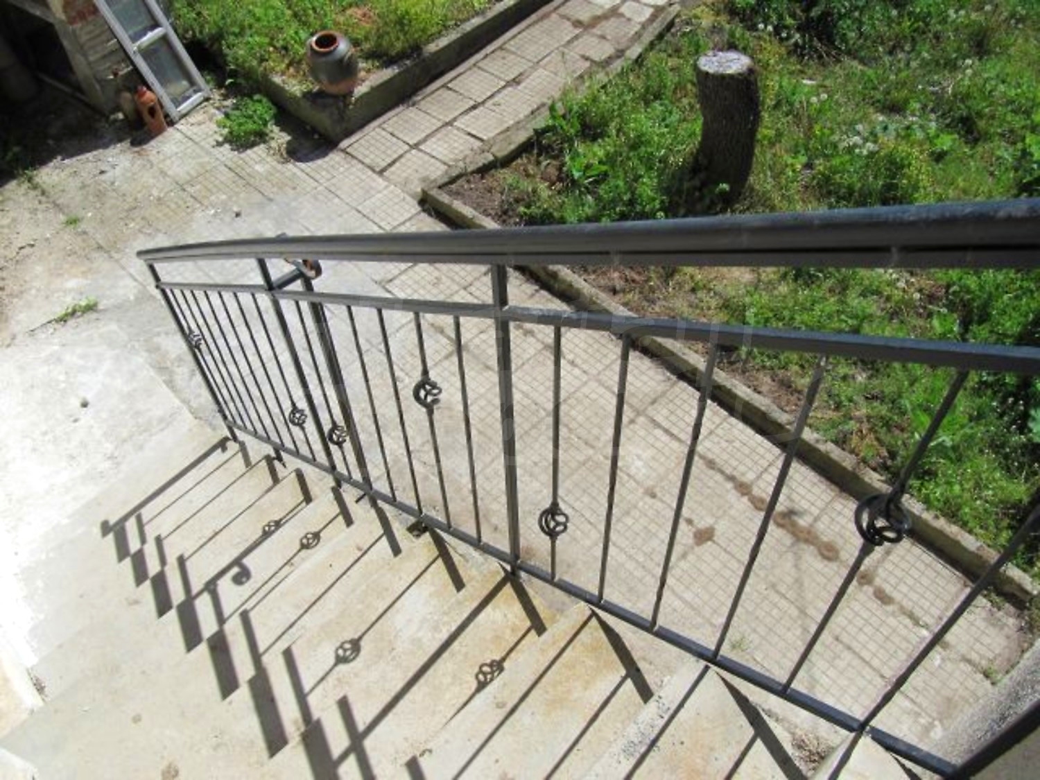 Gallery Picture 16