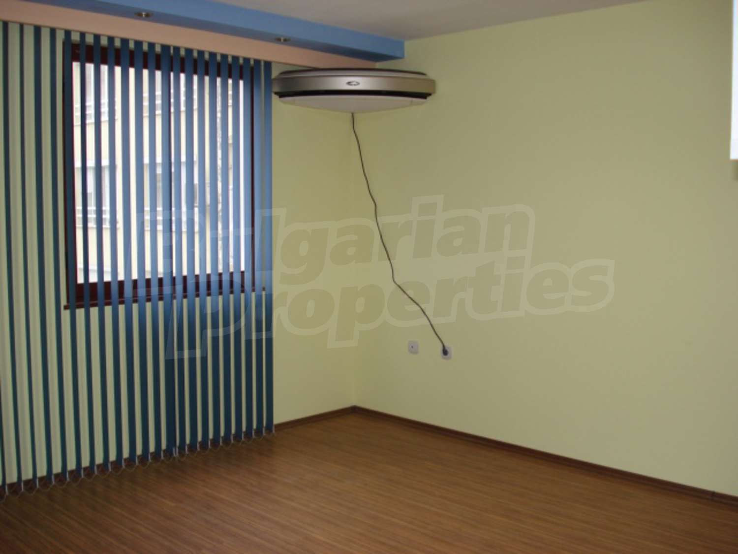 Gallery Picture 4