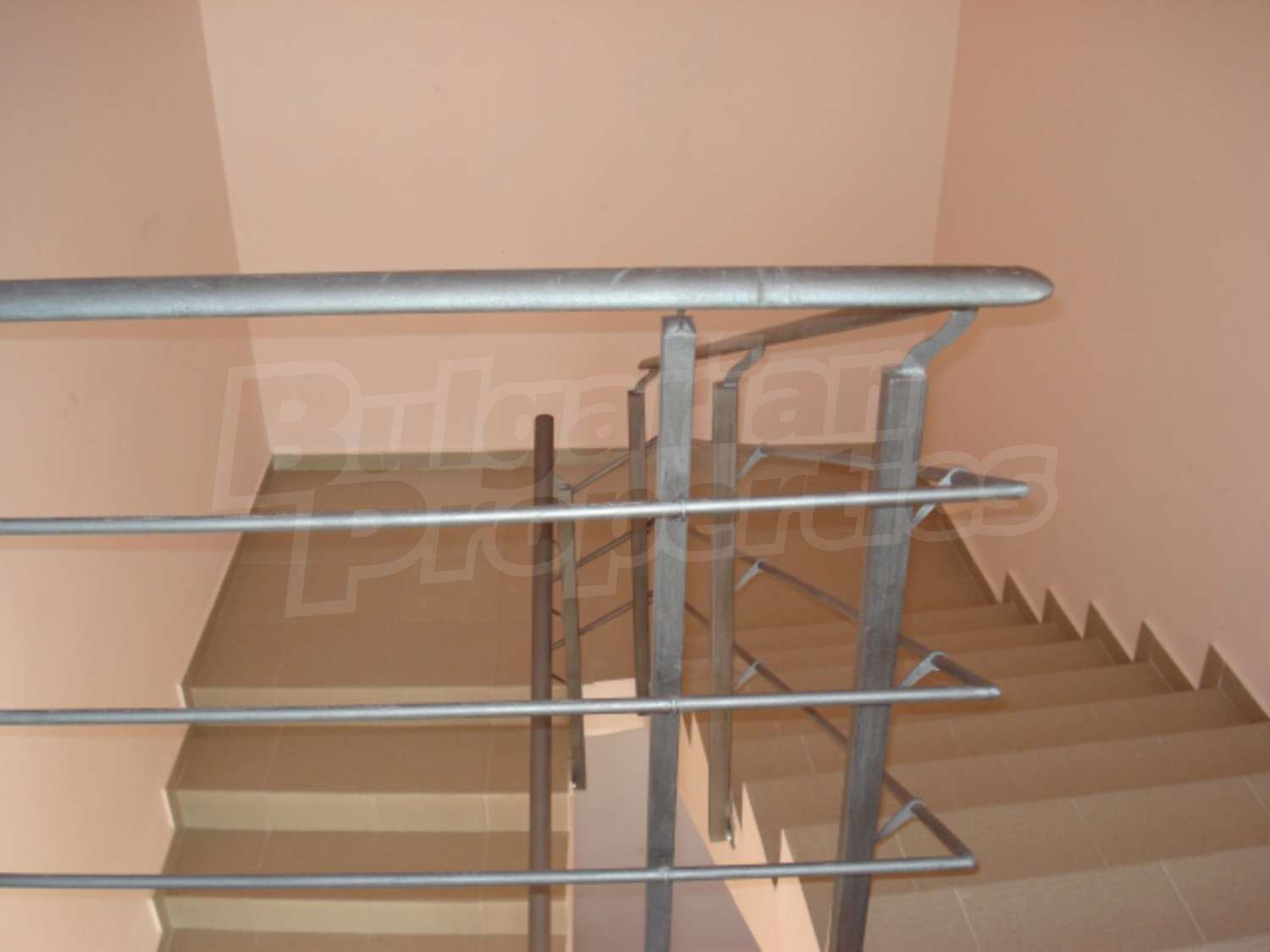 Gallery Picture 3