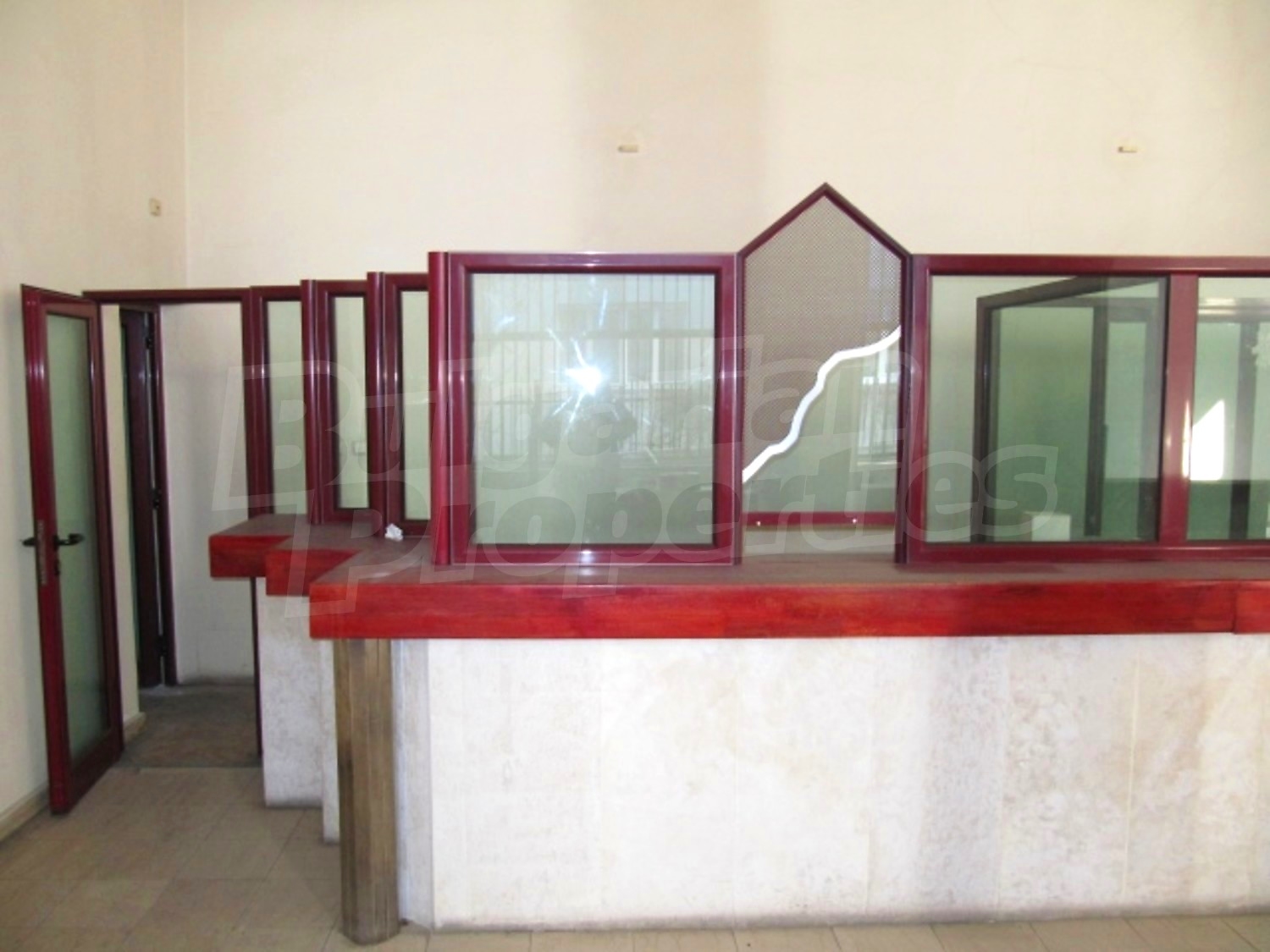 Gallery Picture 10