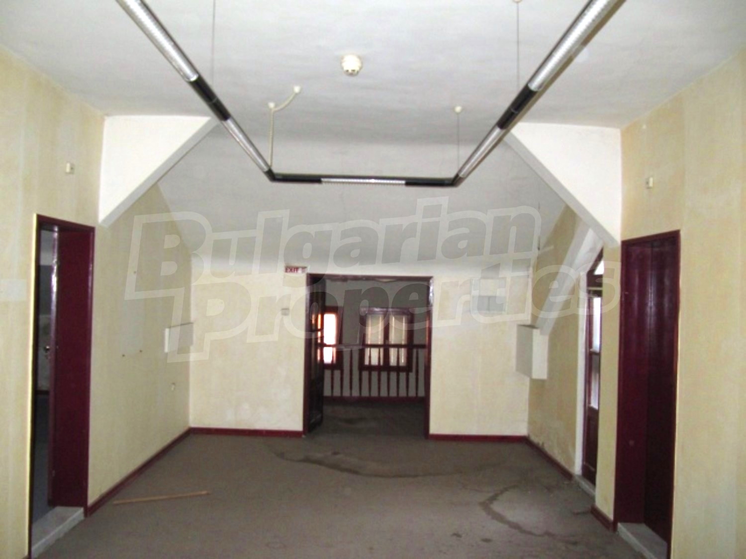 Gallery Picture 28