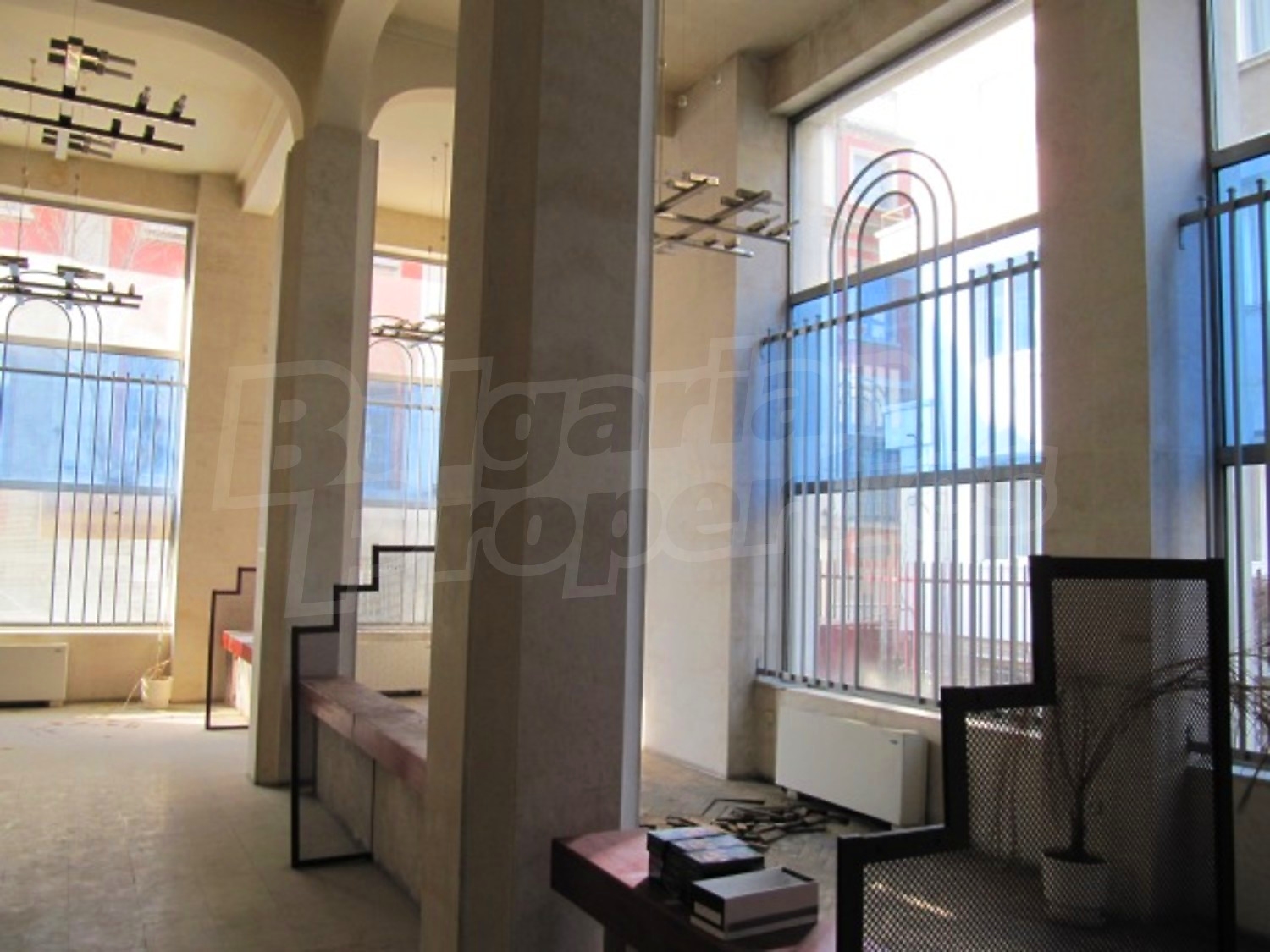 Gallery Picture 9