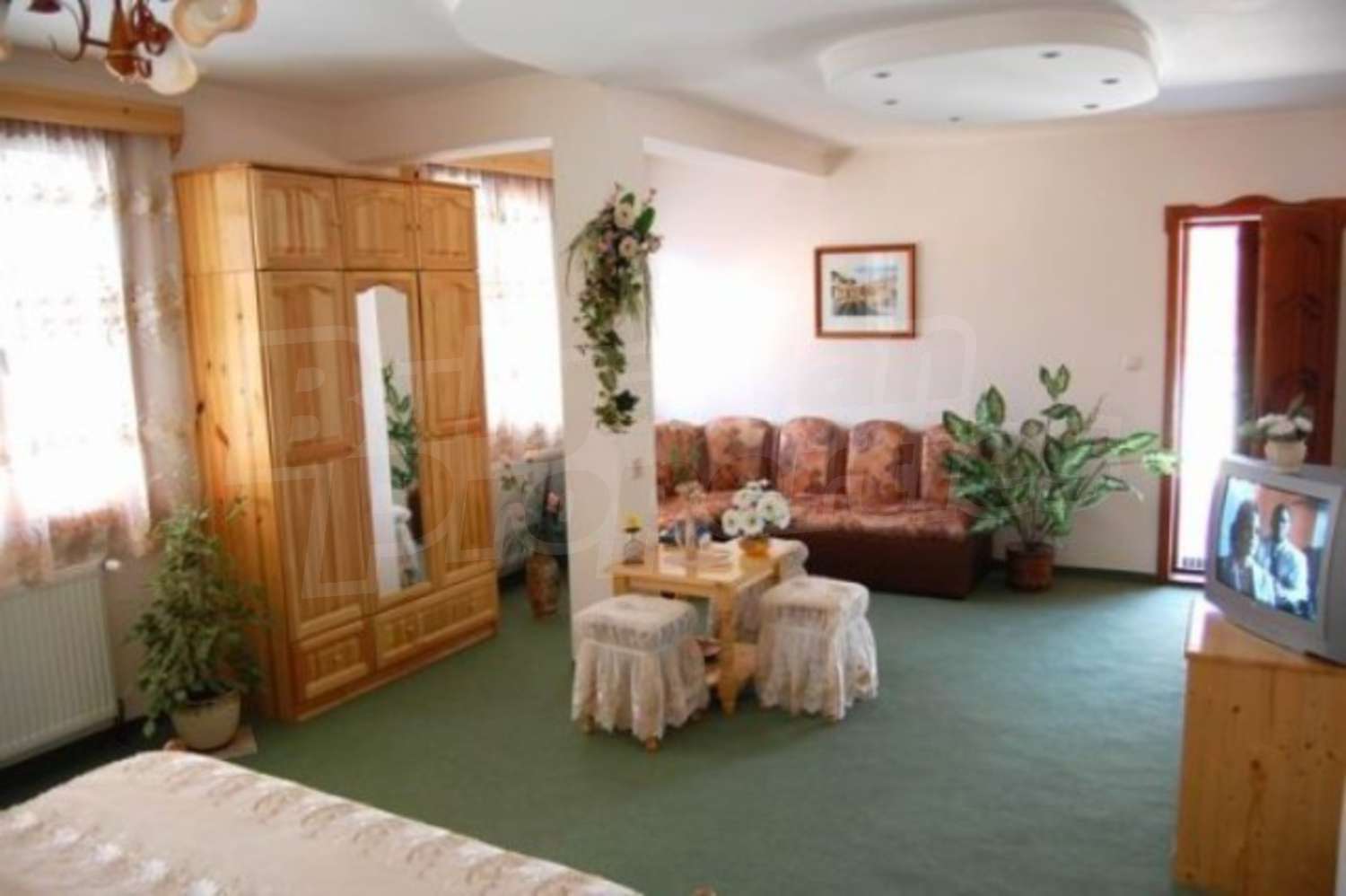 Gallery Picture 16