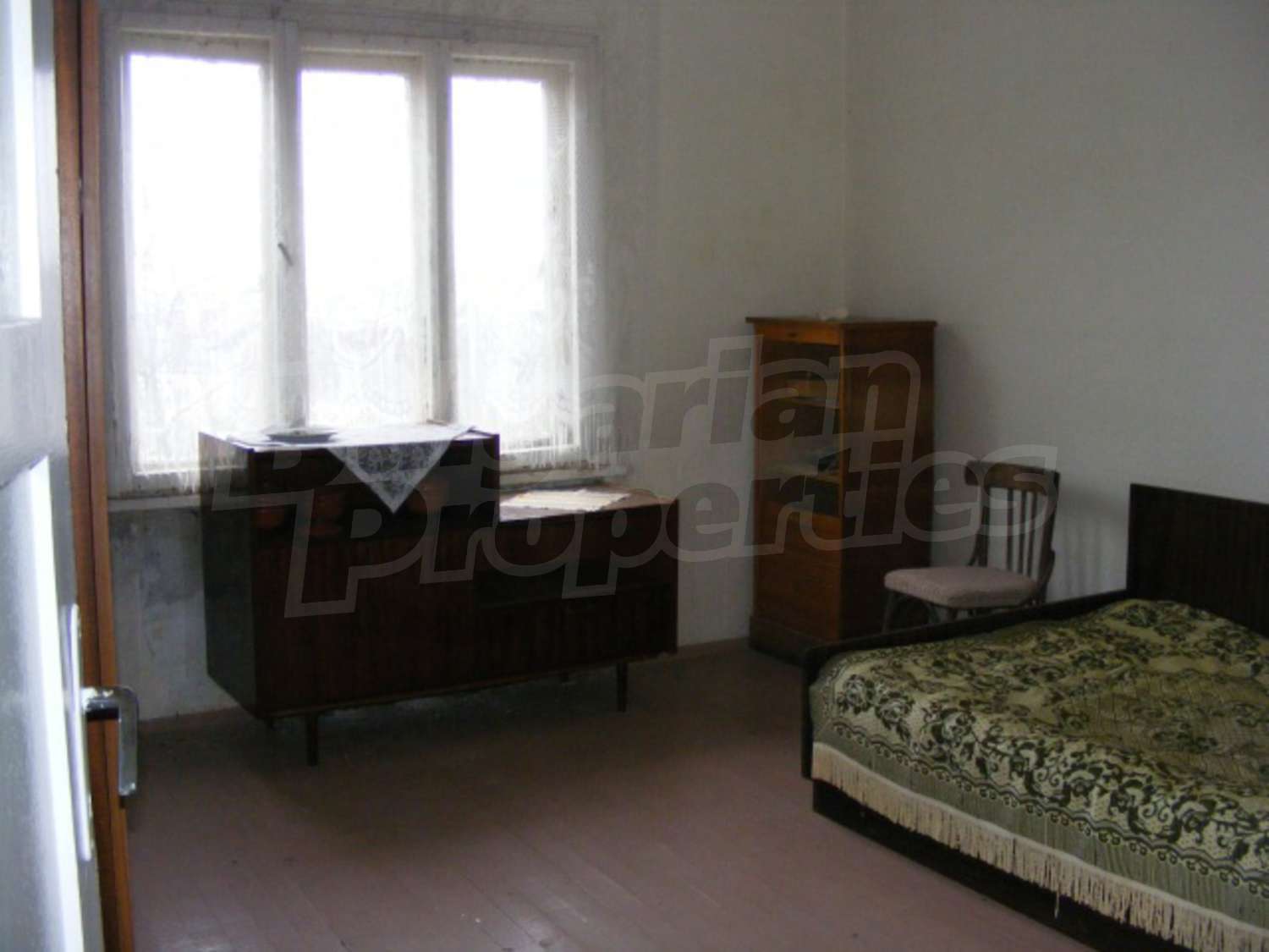 Gallery Picture 12