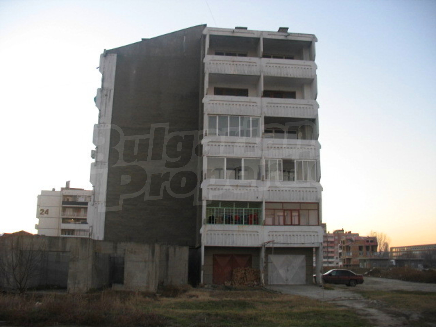 Gallery Picture 12