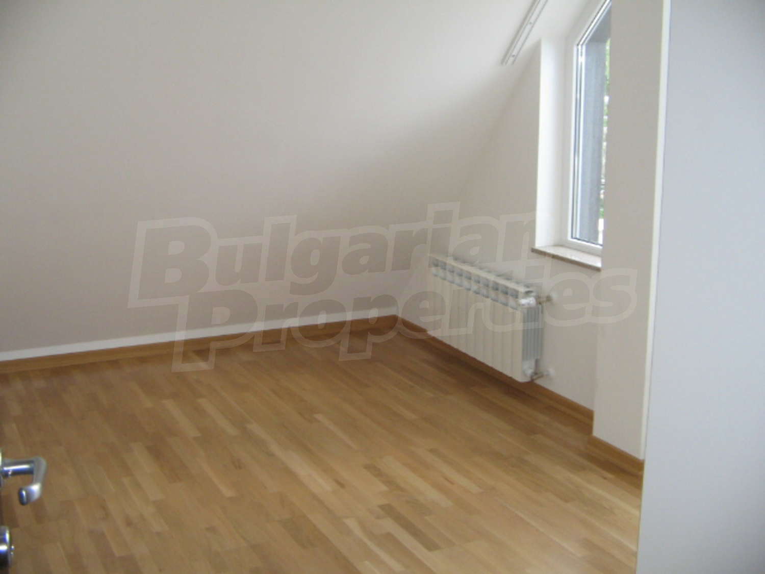 Gallery Picture 15