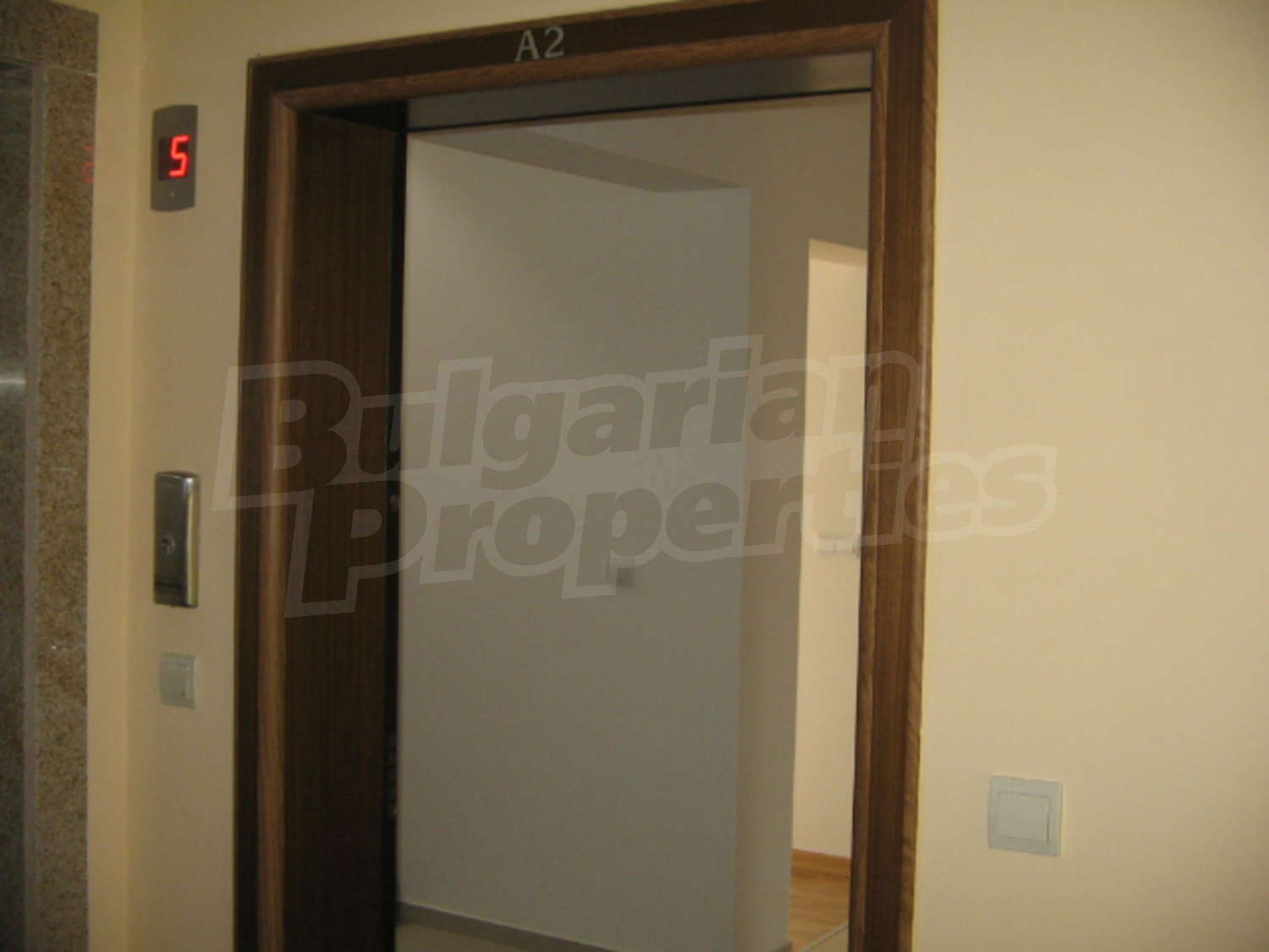 Gallery Picture 5