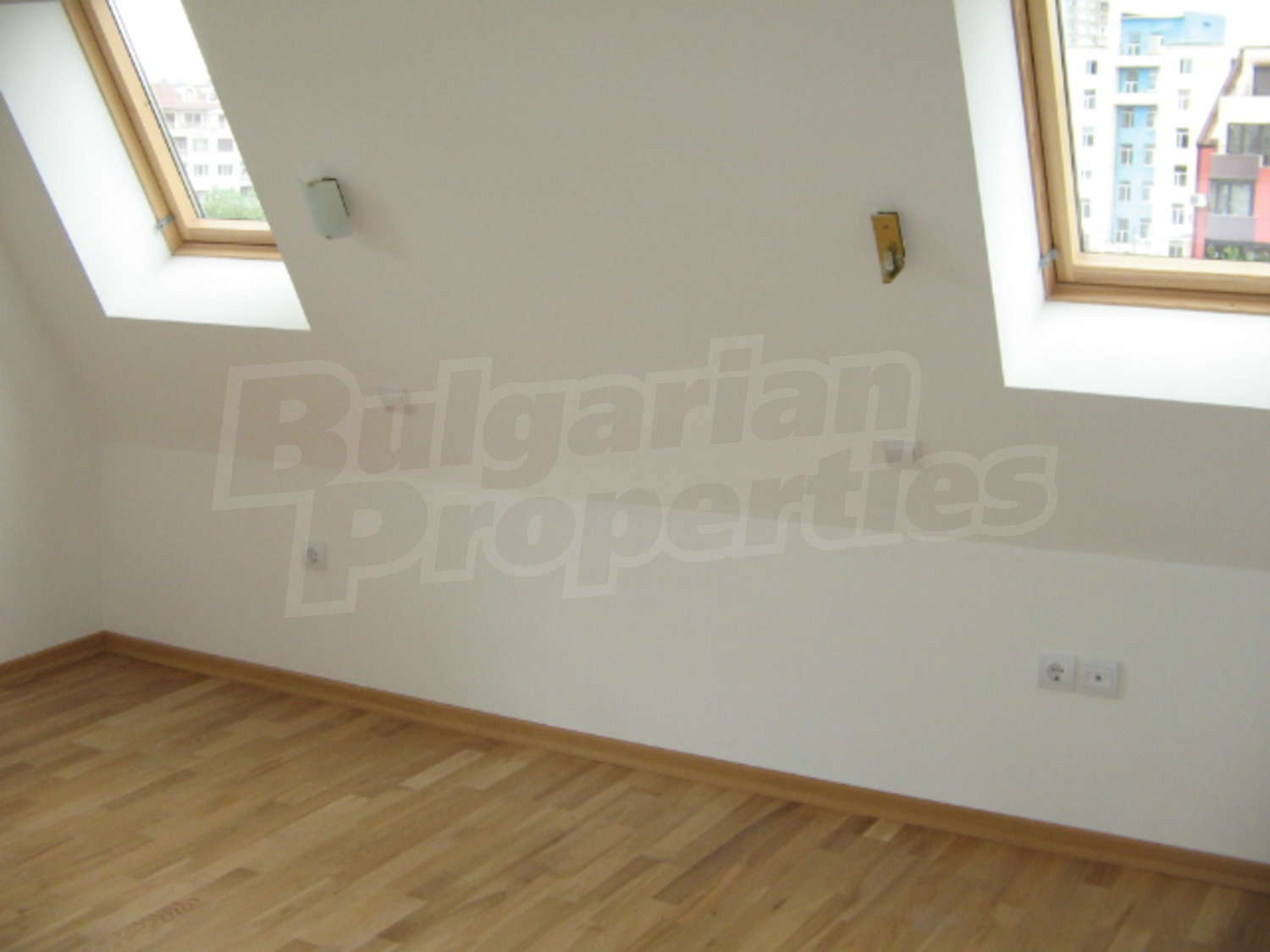 Gallery Picture 8