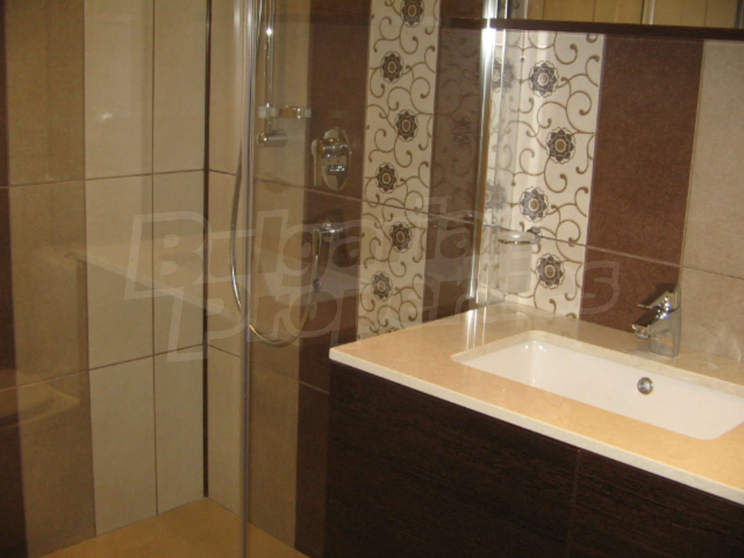 Gallery Picture 3