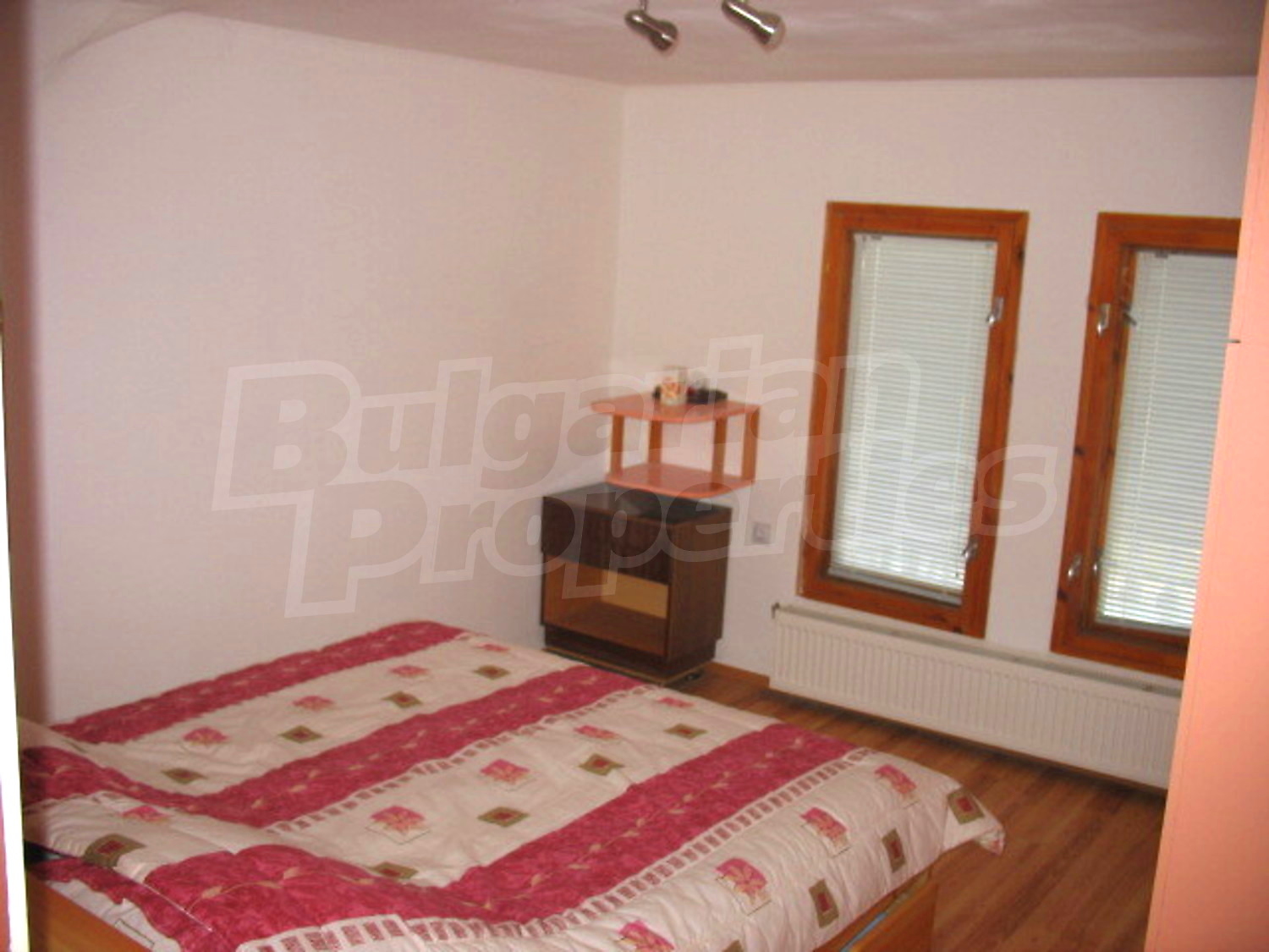 Gallery Picture 10