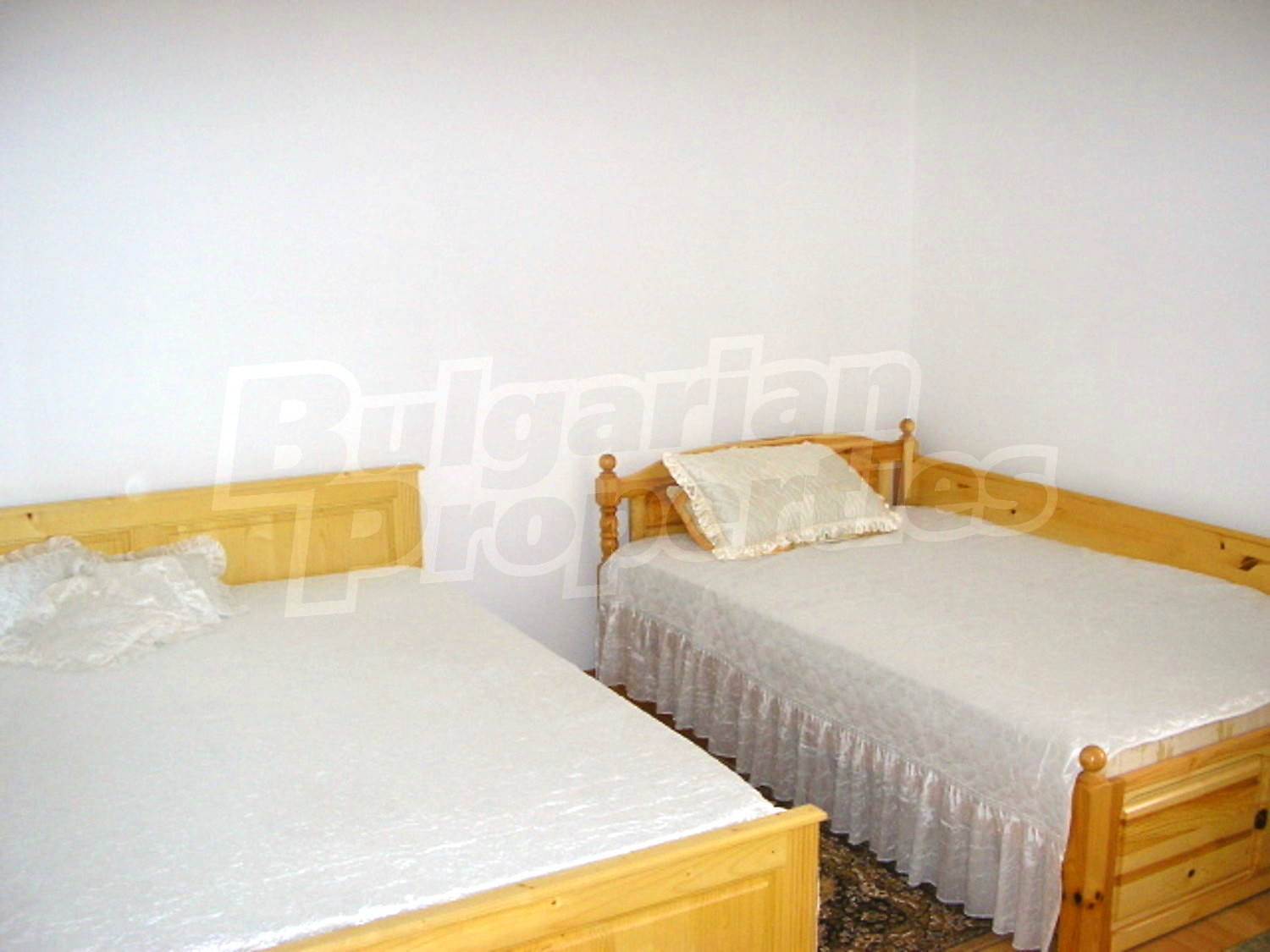 Gallery Picture 13