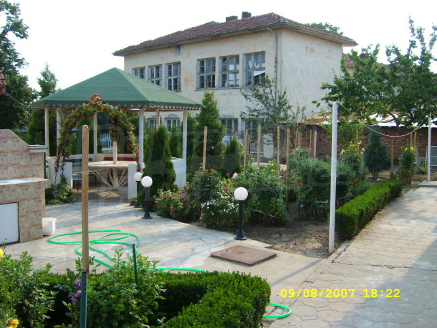 Gallery Picture 30