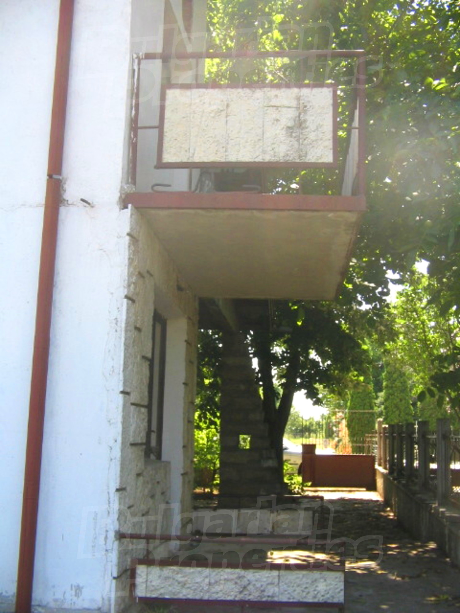 Gallery Picture 4