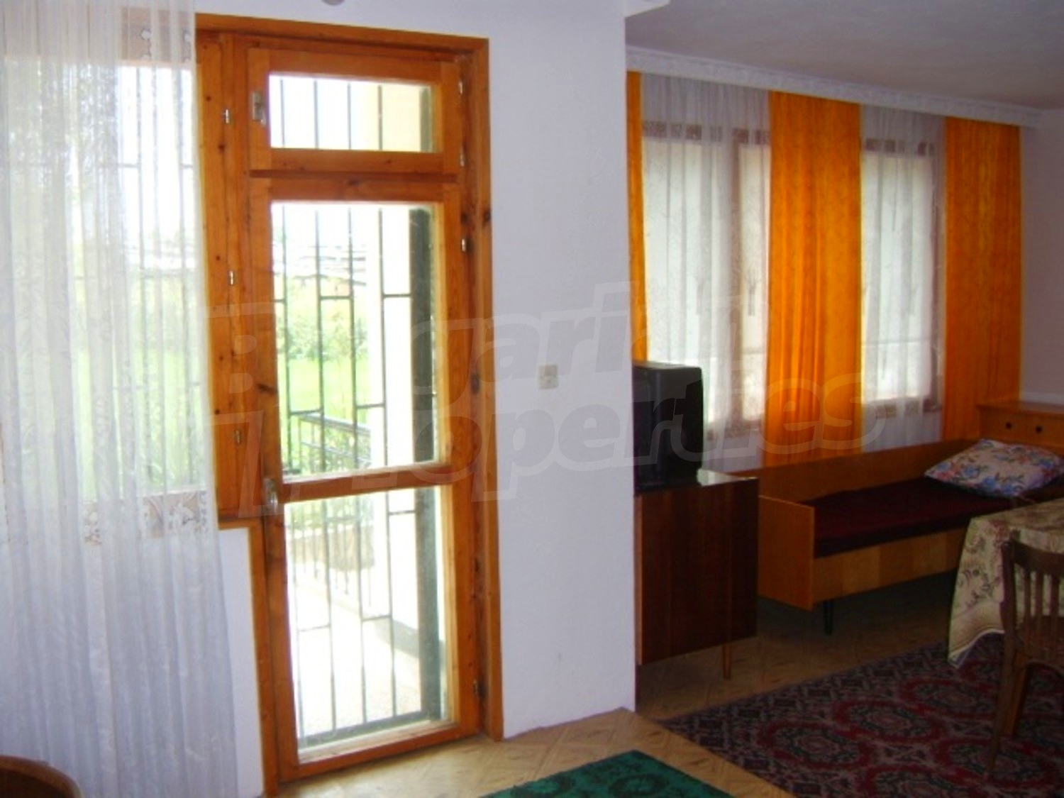 Gallery Picture 10