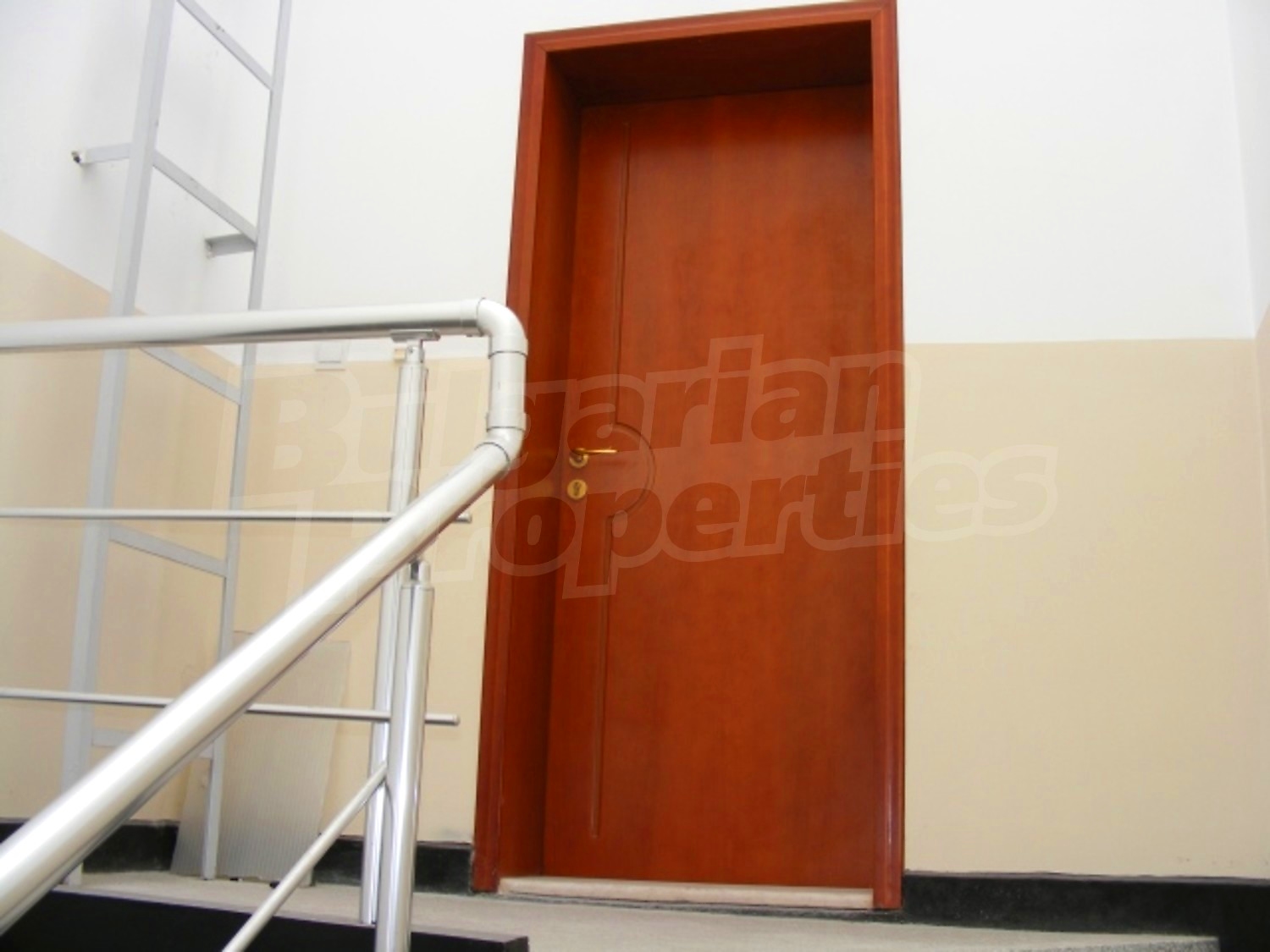 Gallery Picture 6