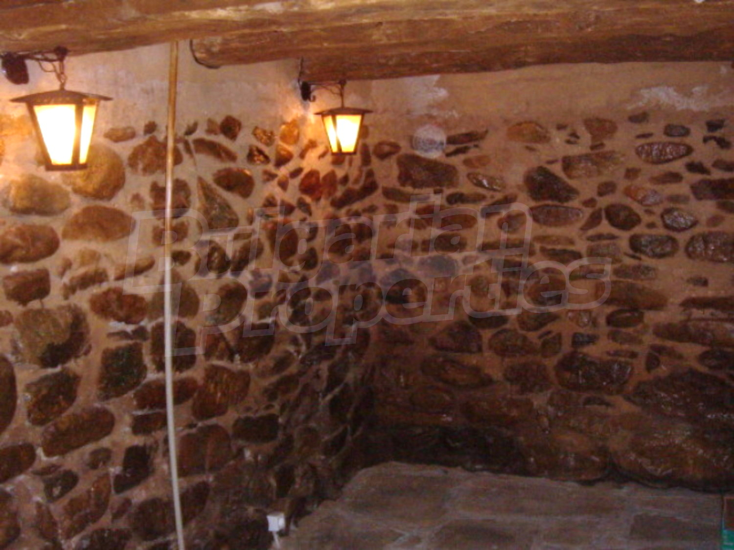 Gallery Picture 15