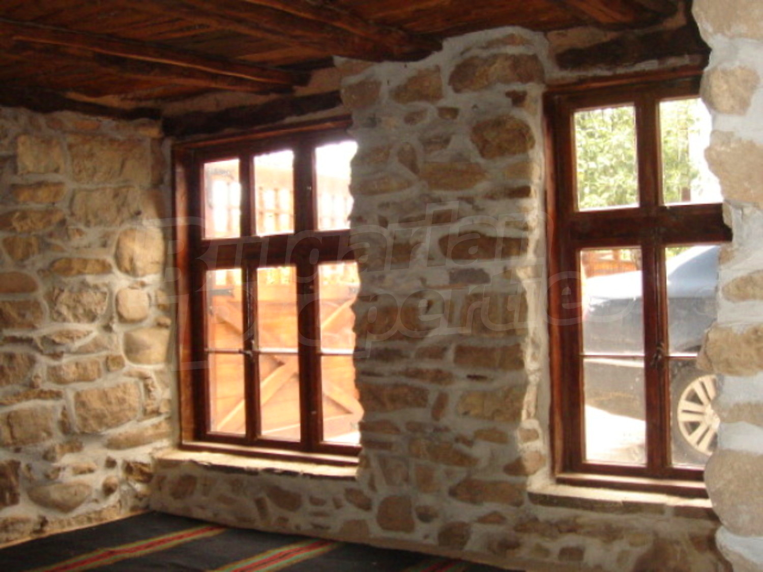 Gallery Picture 16