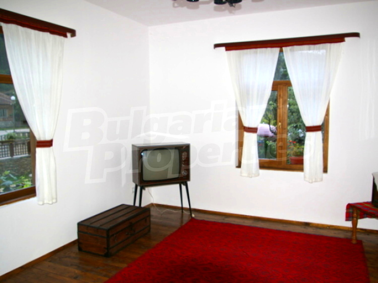 Gallery Picture 9