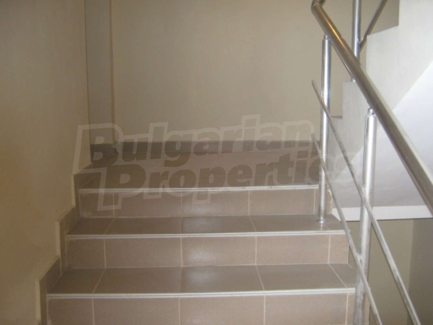 Gallery Picture 5