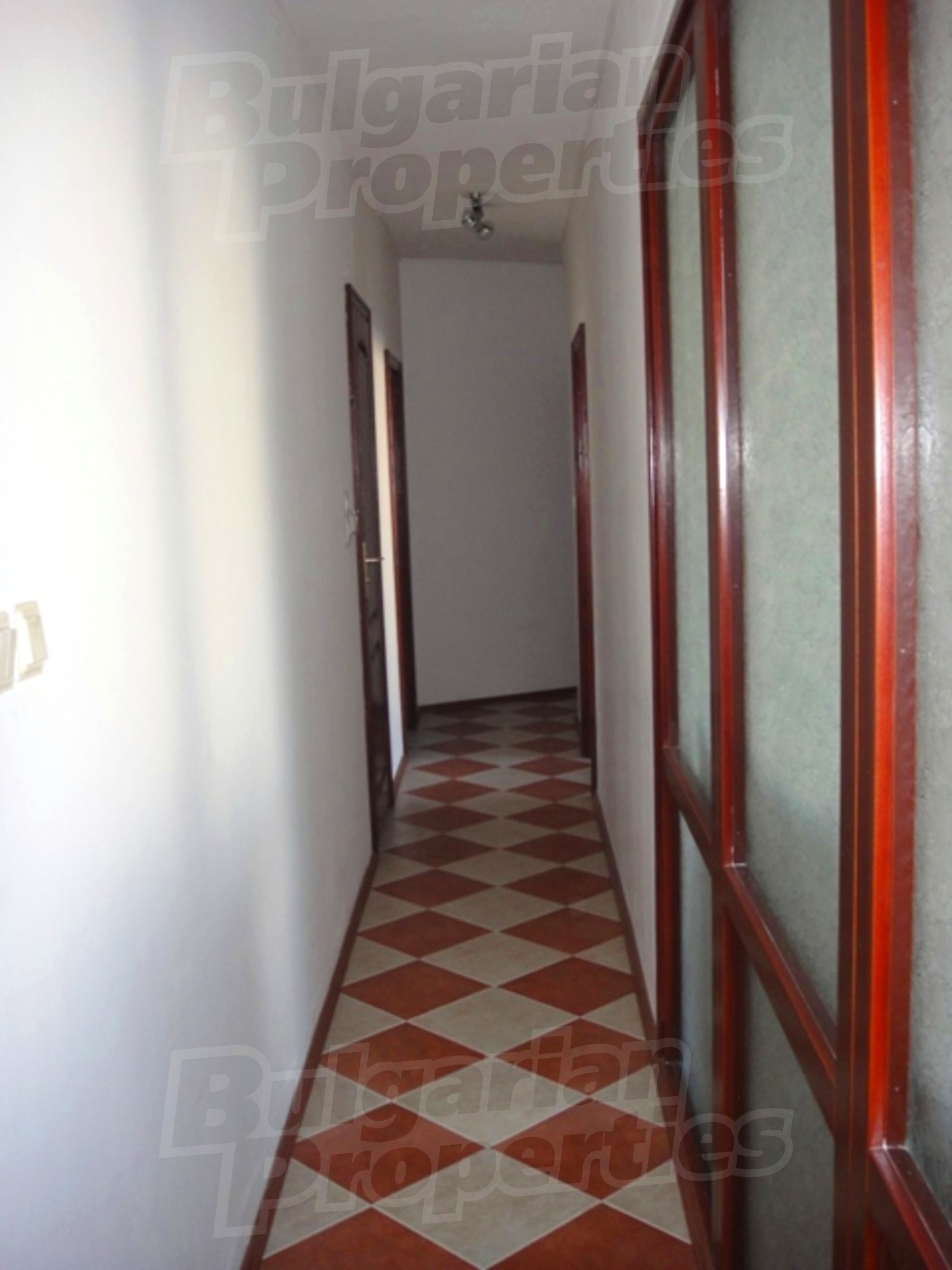 Gallery Picture 5