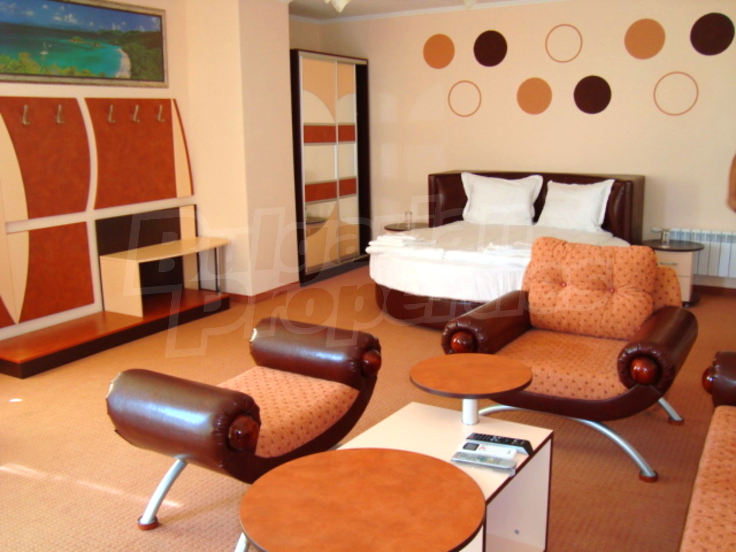 Gallery Picture 11