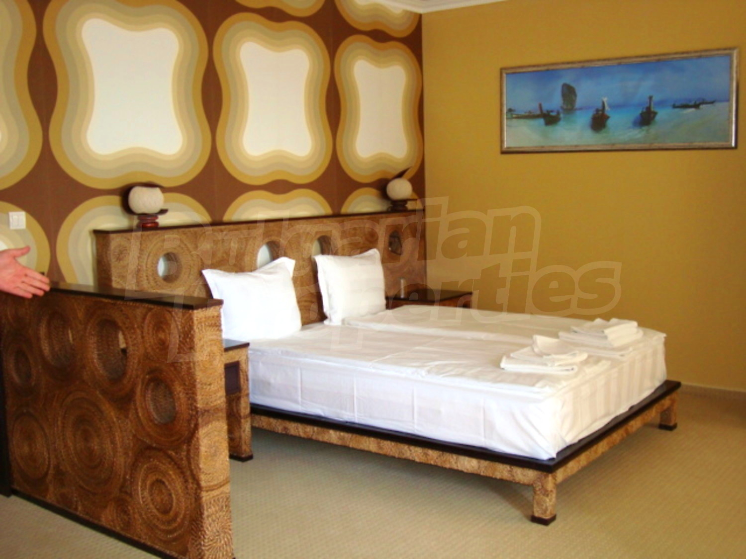 Gallery Picture 13