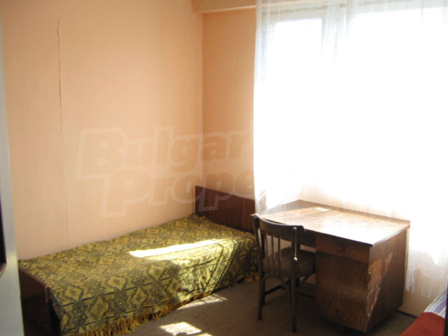 Gallery Picture 4
