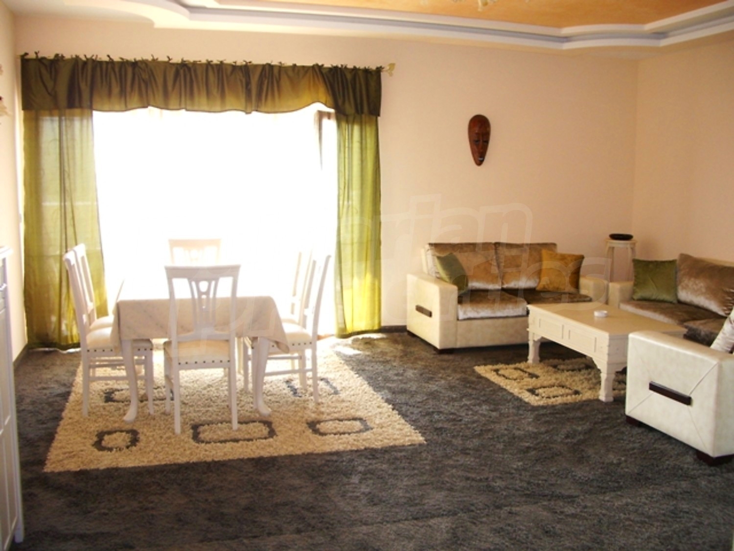Gallery Picture 3