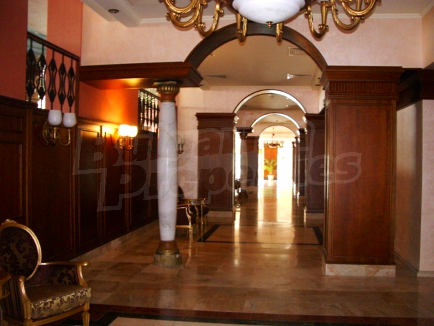 Gallery Picture 32