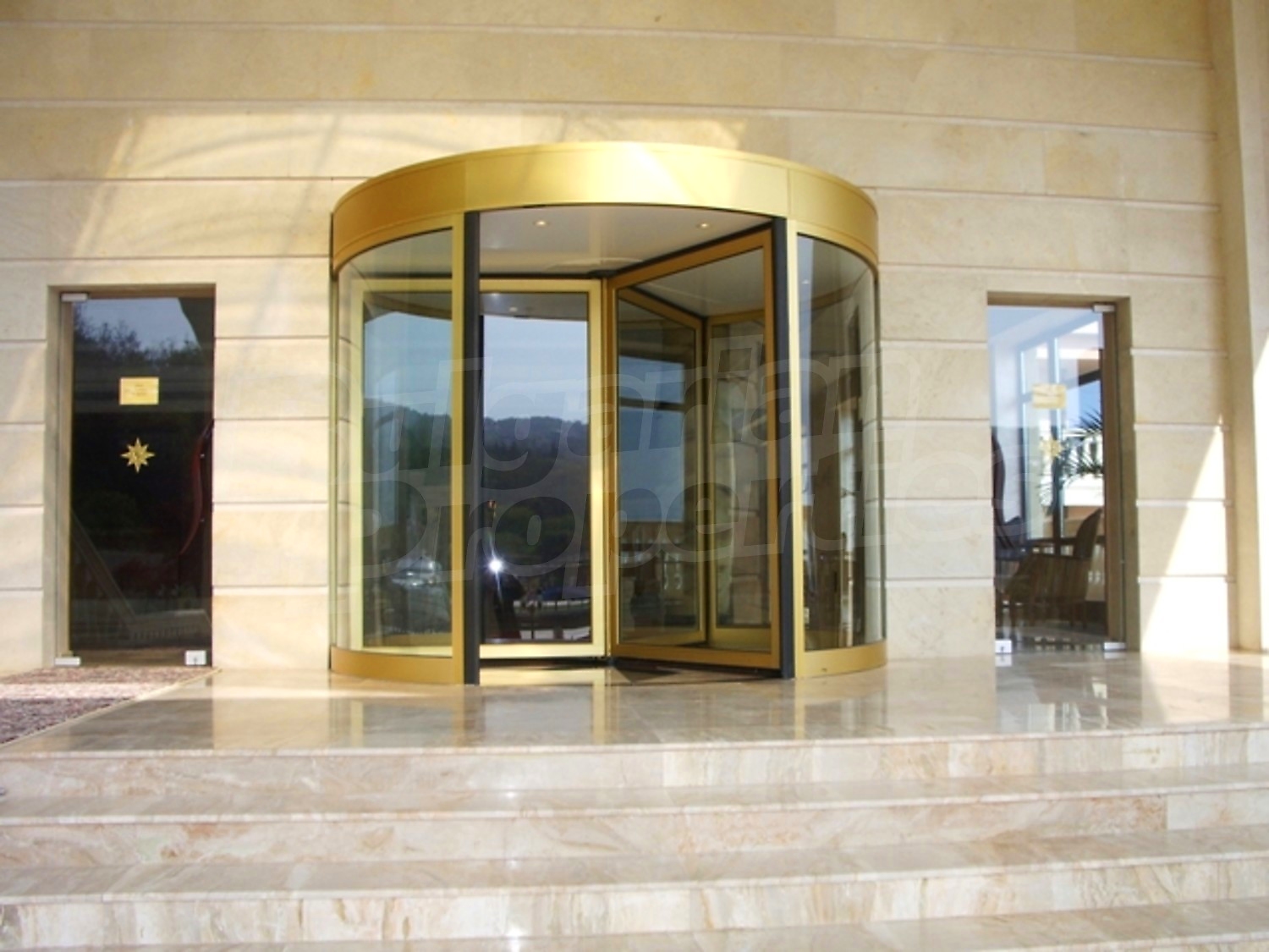 Gallery Picture 39