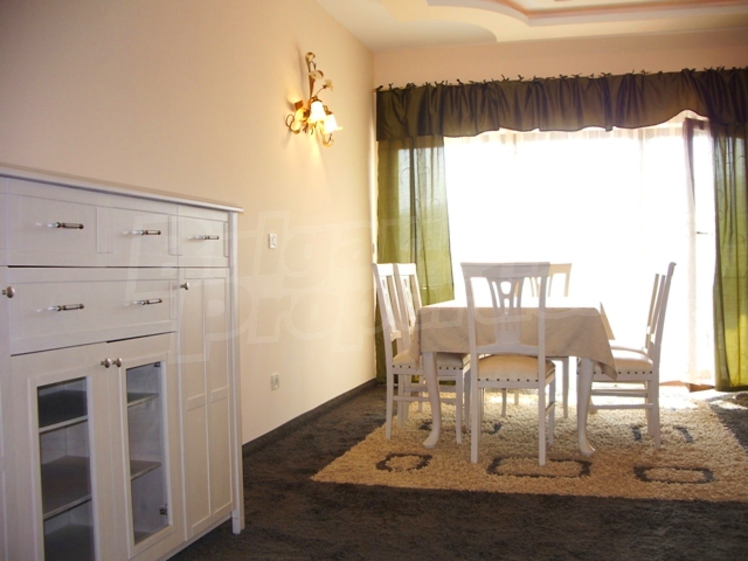 Gallery Picture 4
