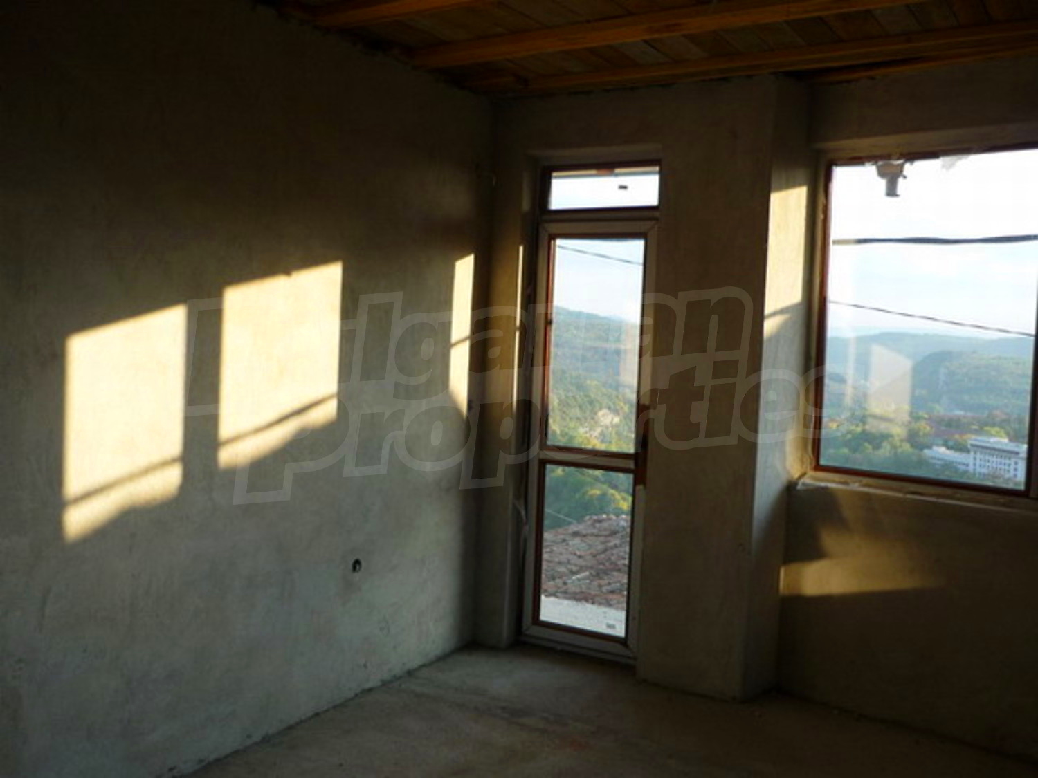 Gallery Picture 10