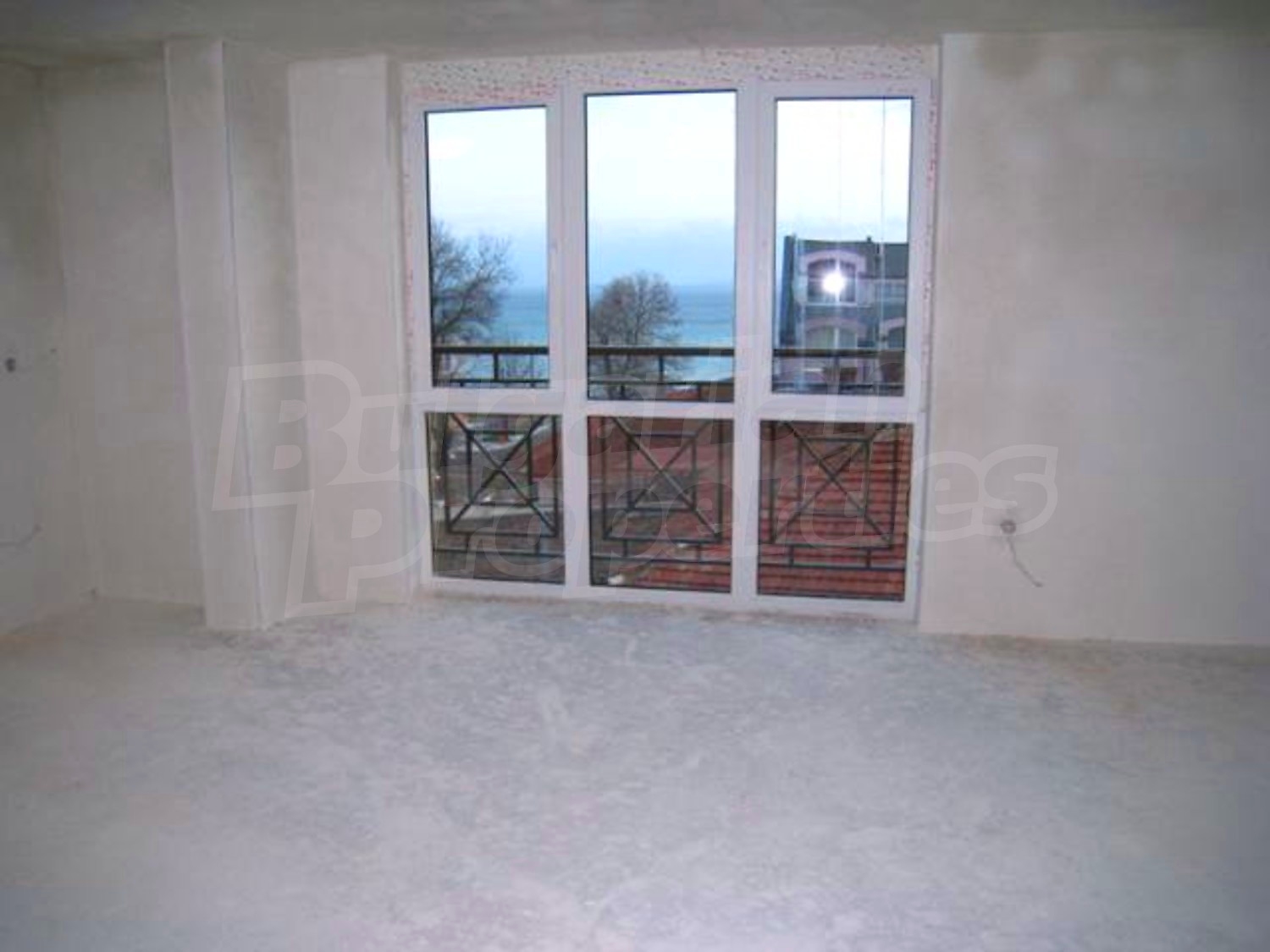 Gallery Picture 10