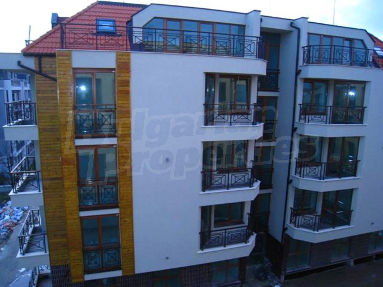 Gallery Picture 6
