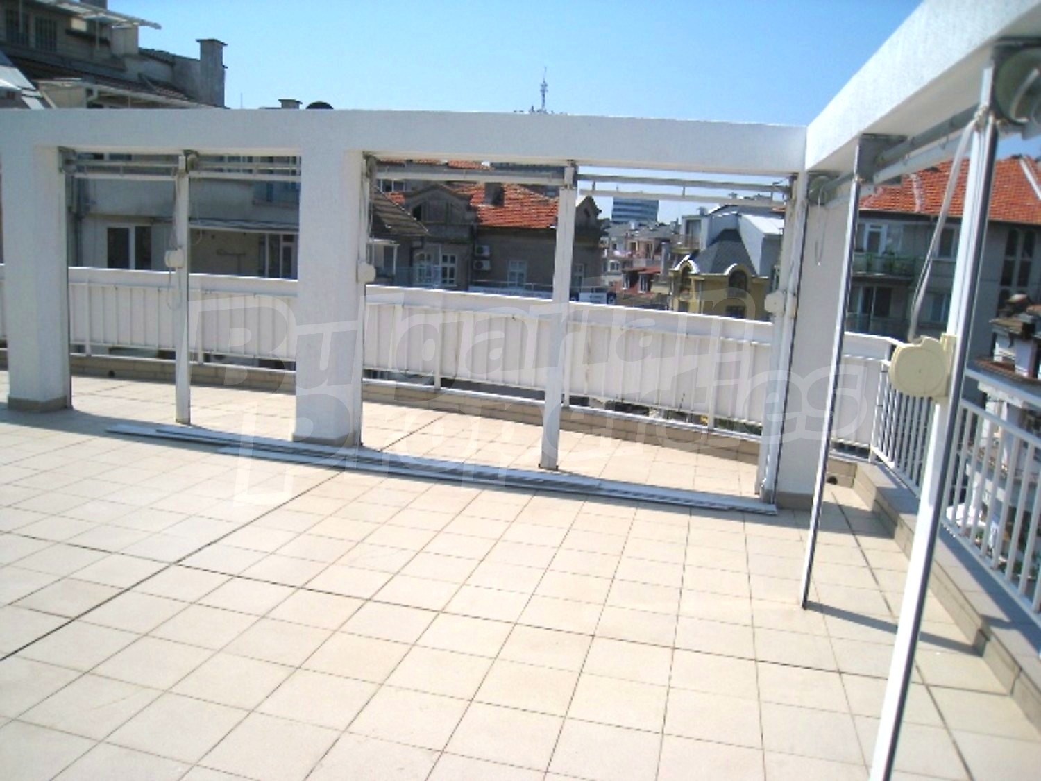 Gallery Picture 10