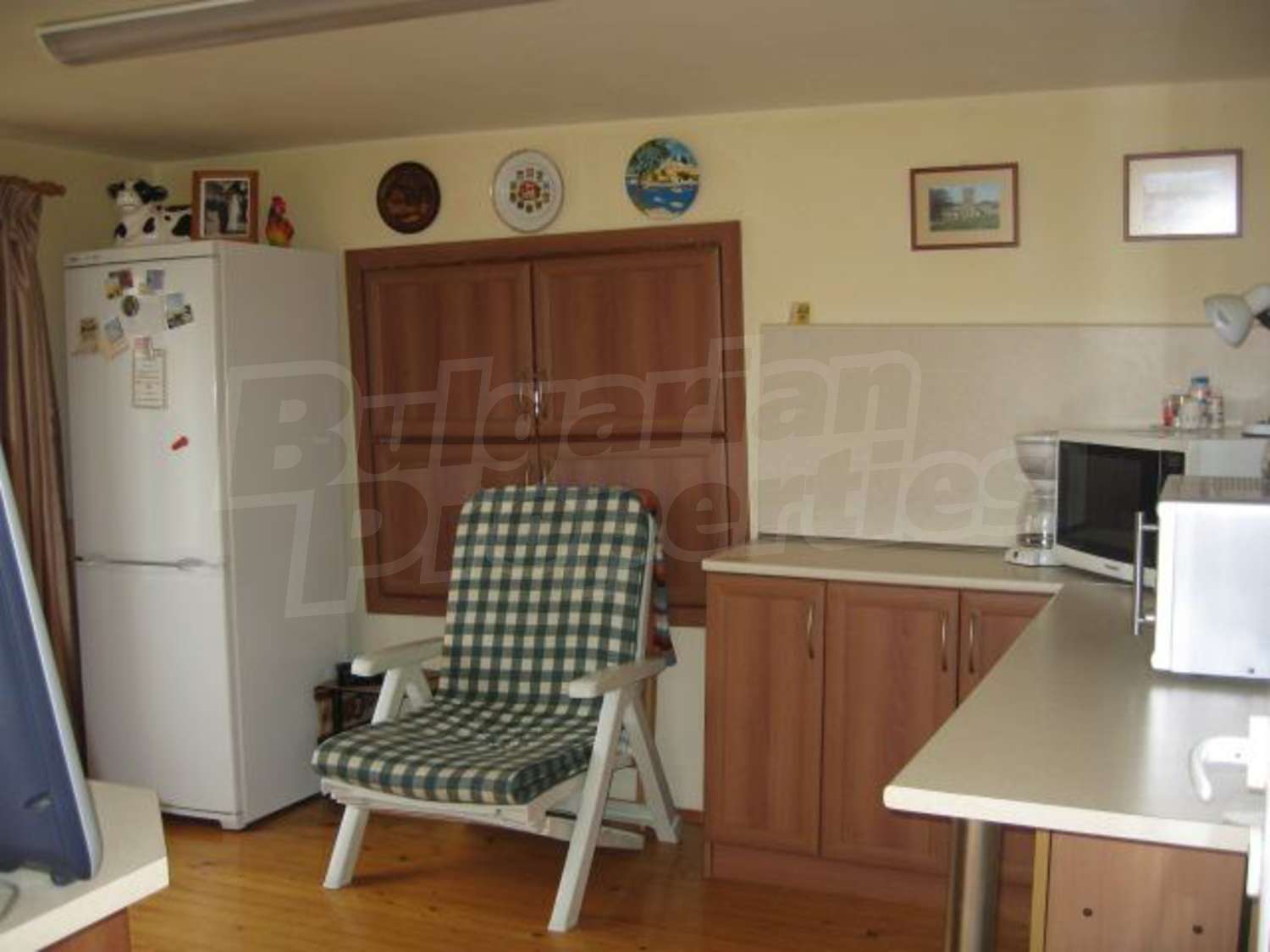 Gallery Picture 12