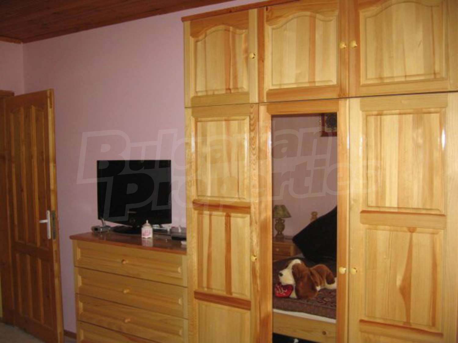 Gallery Picture 15