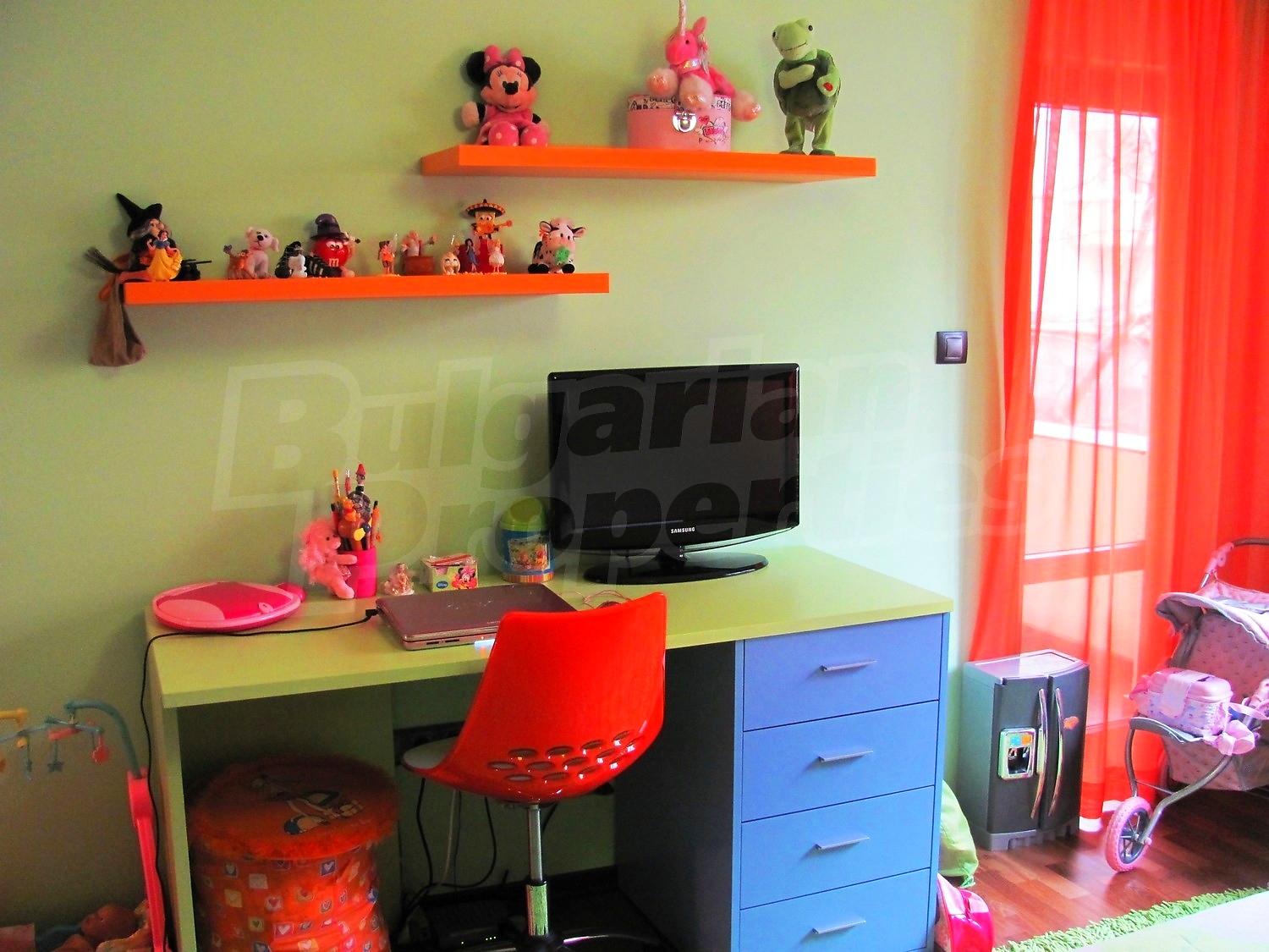 Gallery Picture 17