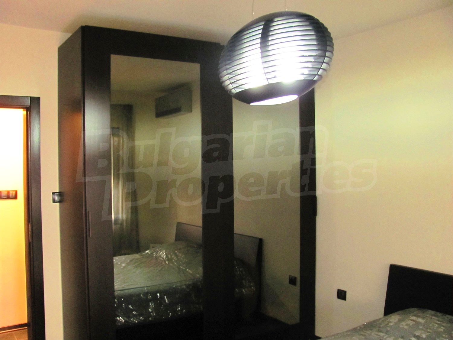 Gallery Picture 19