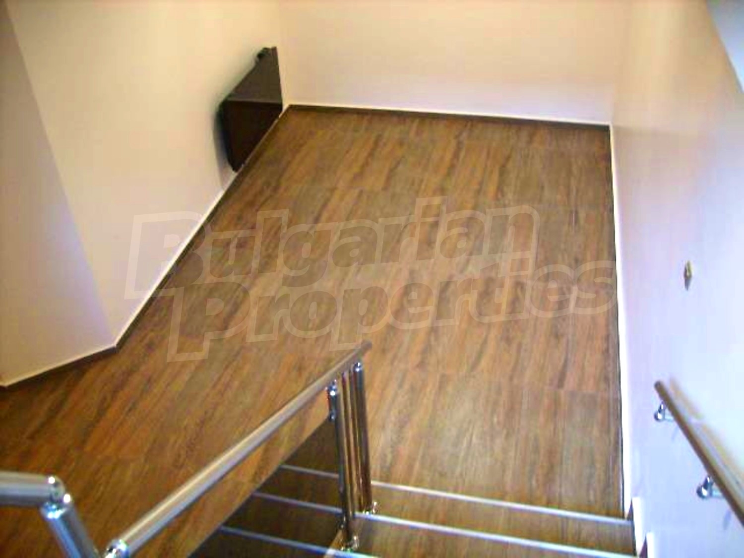 Gallery Picture 5