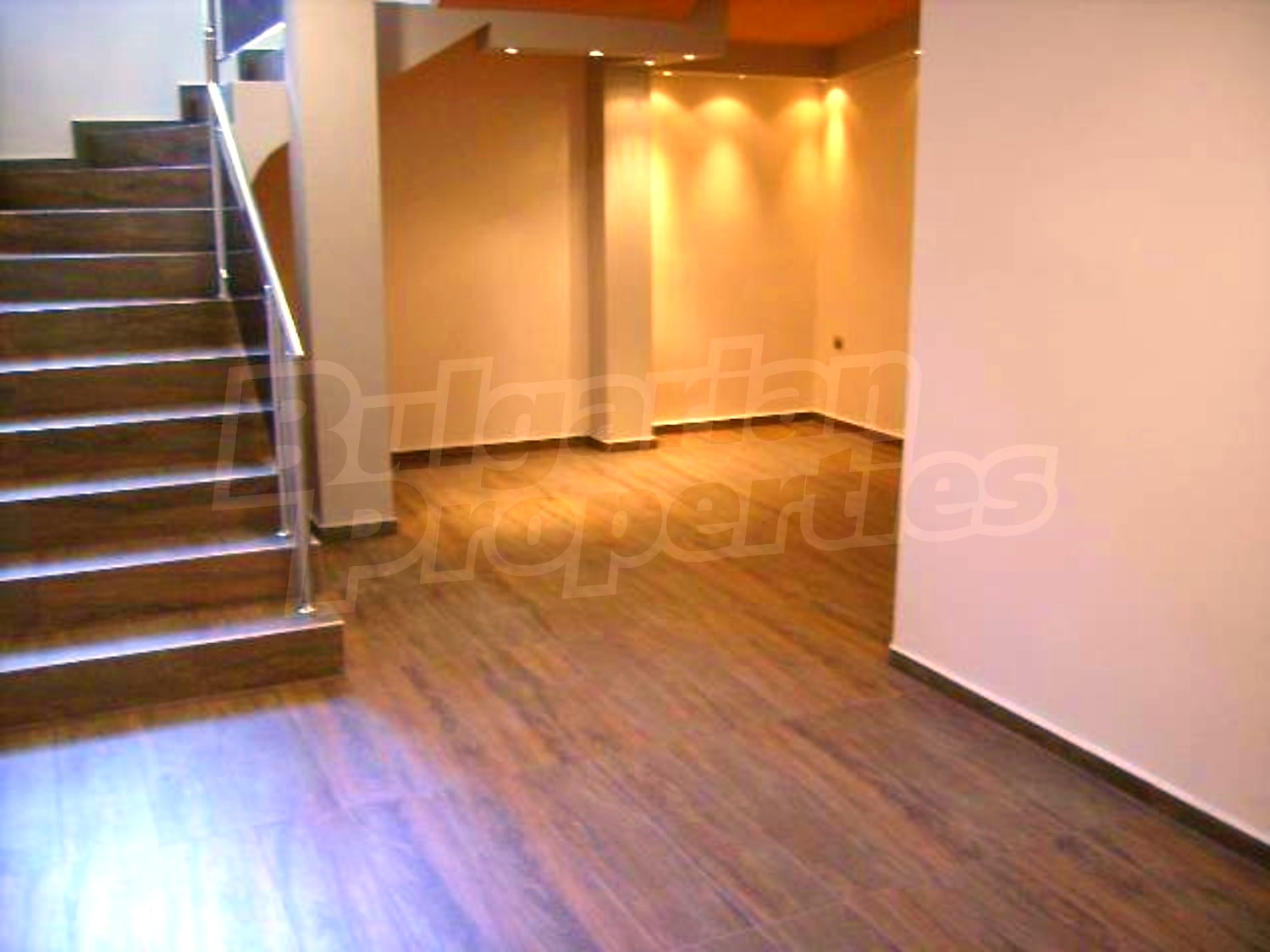 Gallery Picture 7