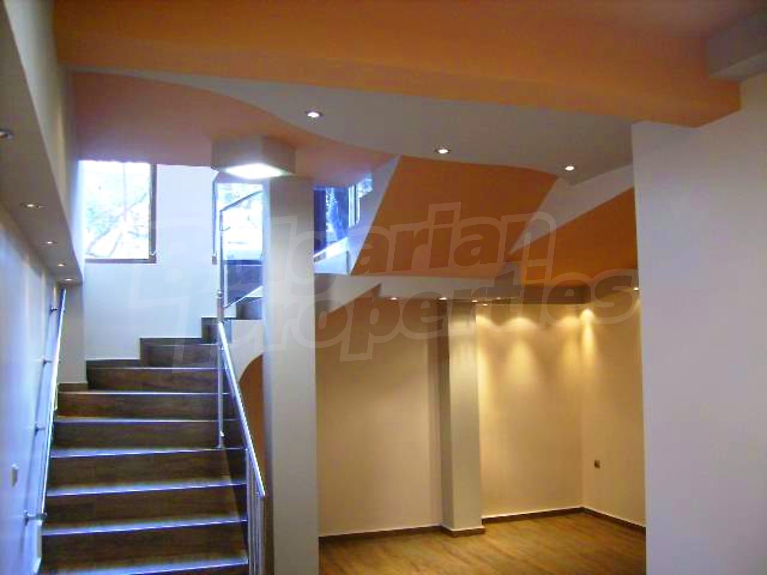 Gallery Picture 8