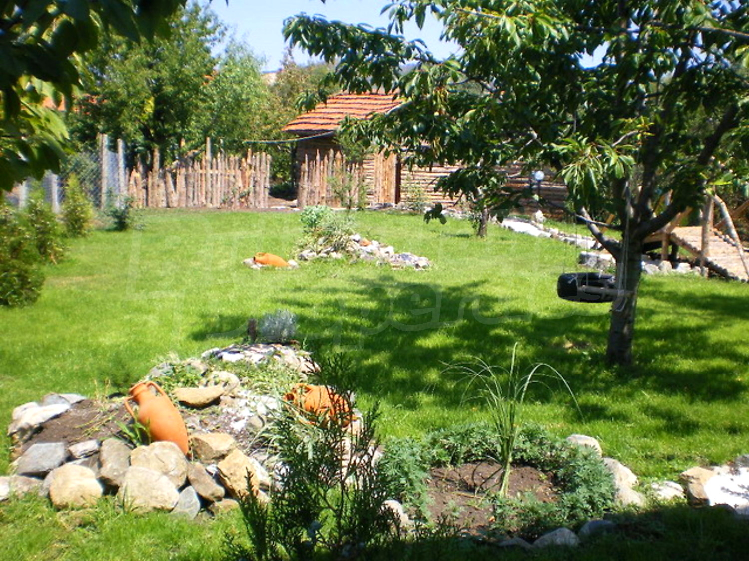 Gallery Picture 24