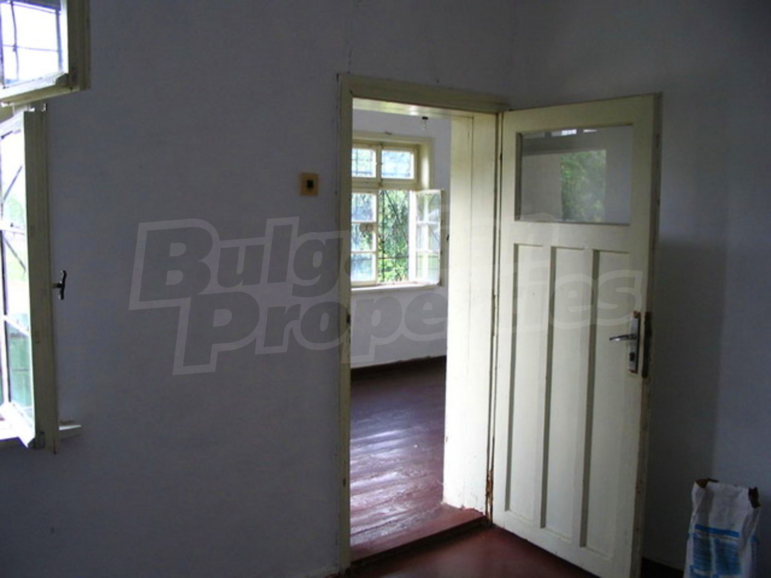 Gallery Picture 4