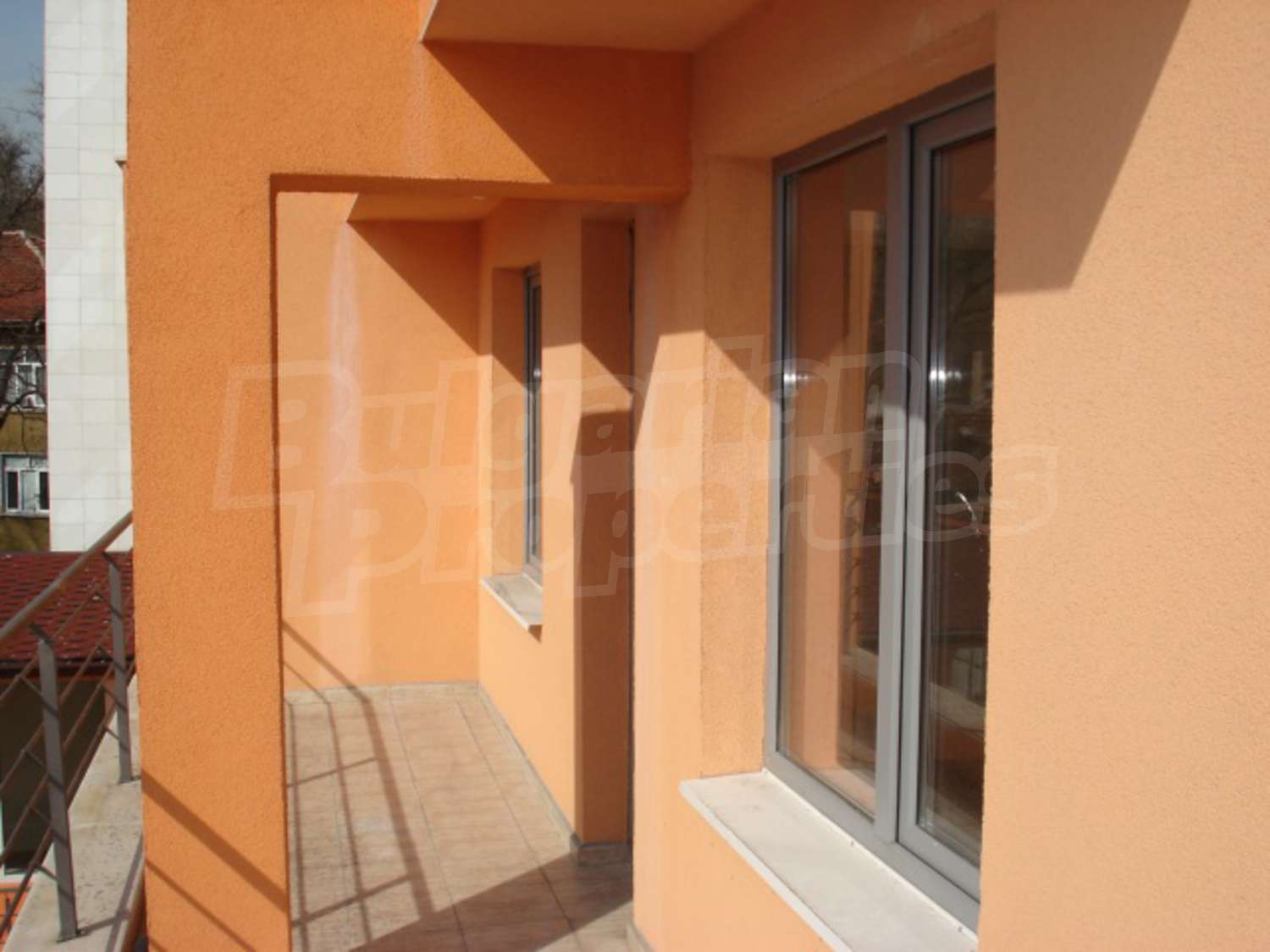 Gallery Picture 6